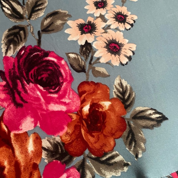 Dress - Picture 5 of 5